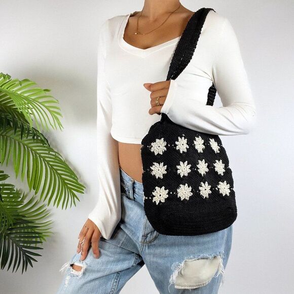 Vintage 90s Cottagecore Black Floral Woven Knit Indie Shoulder Bag Purse - Picture 5 of 6